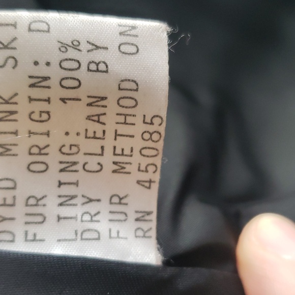 Embry's small long black mink coat - Picture 6 of 15